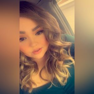 Meet your Posher, Veronica